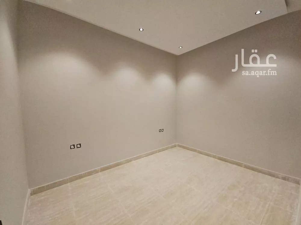5 bedroom villa in King Faisal 14