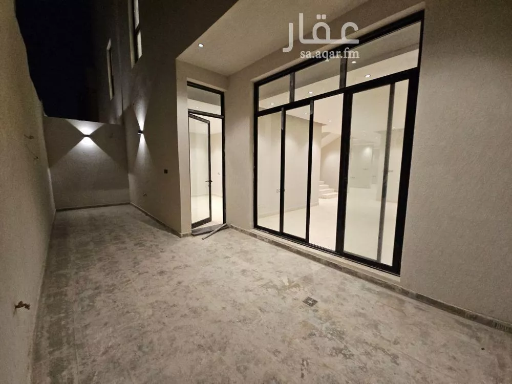 5 bedroom villa in King Faisal 7