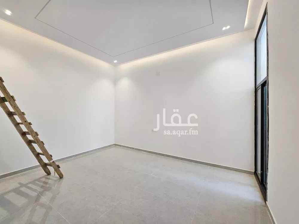 4 bedroom villa in Al Maizilah 21