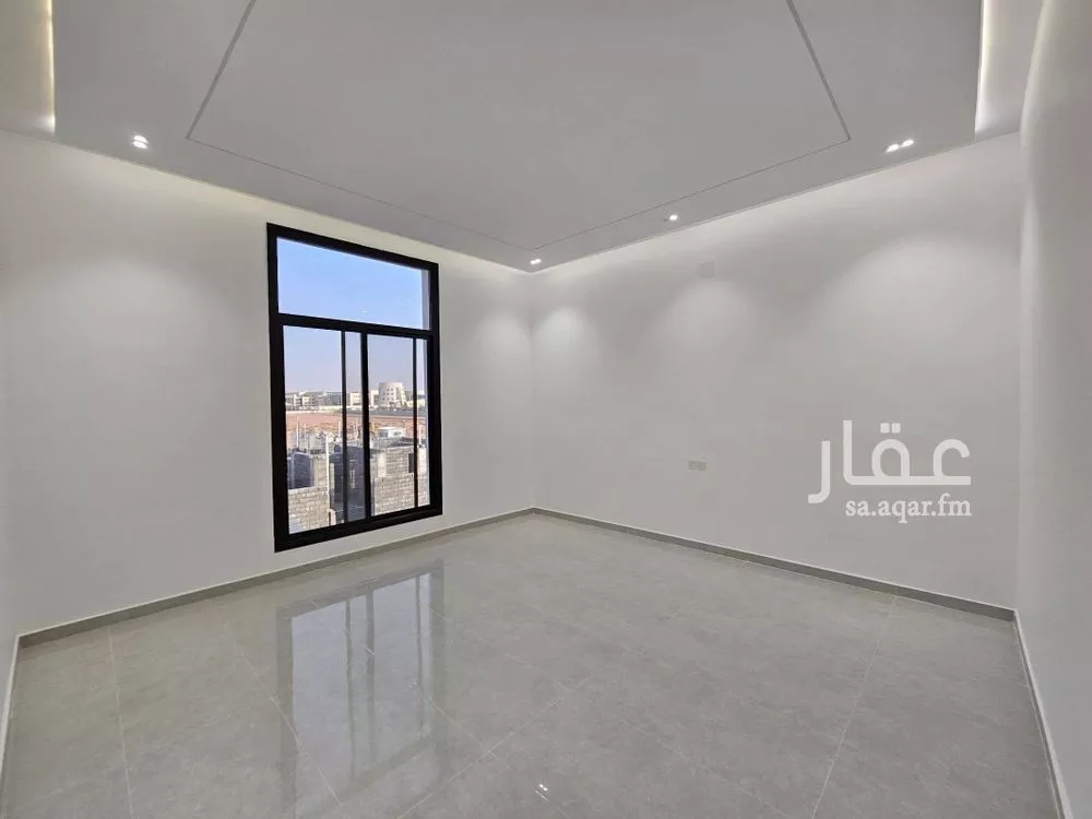 4 bedroom villa in Al Maizilah 7