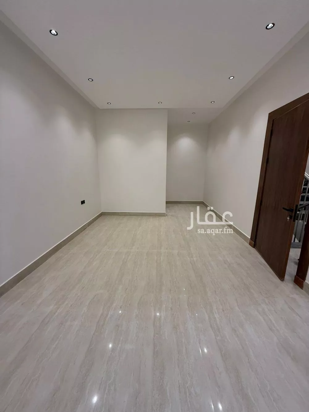 7 bedroom villa in Al Rimal 10