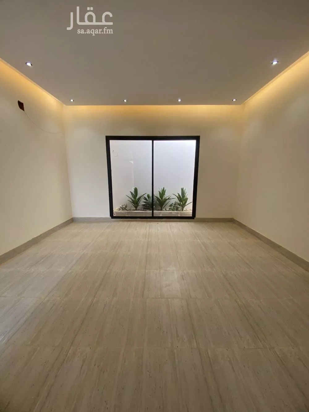 8 bedroom villa in Tuwaiq 11