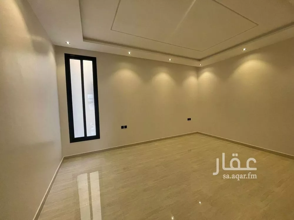5 bedroom villa in Al Rimal 13