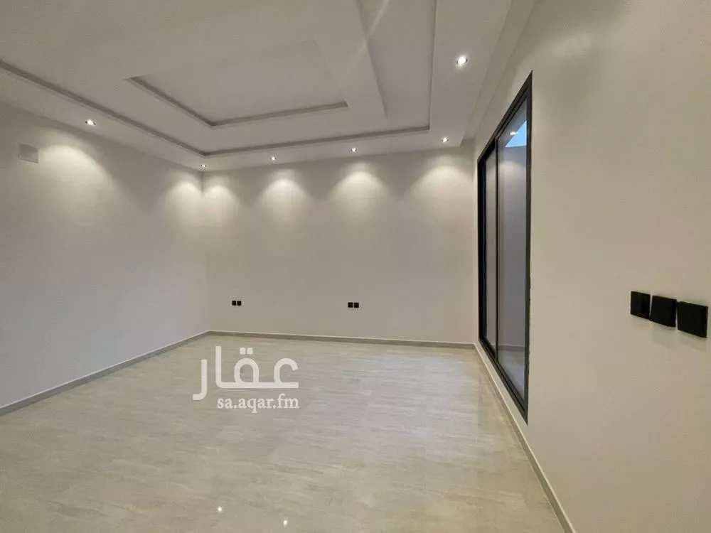 5 bedroom villa in Al Rimal 21