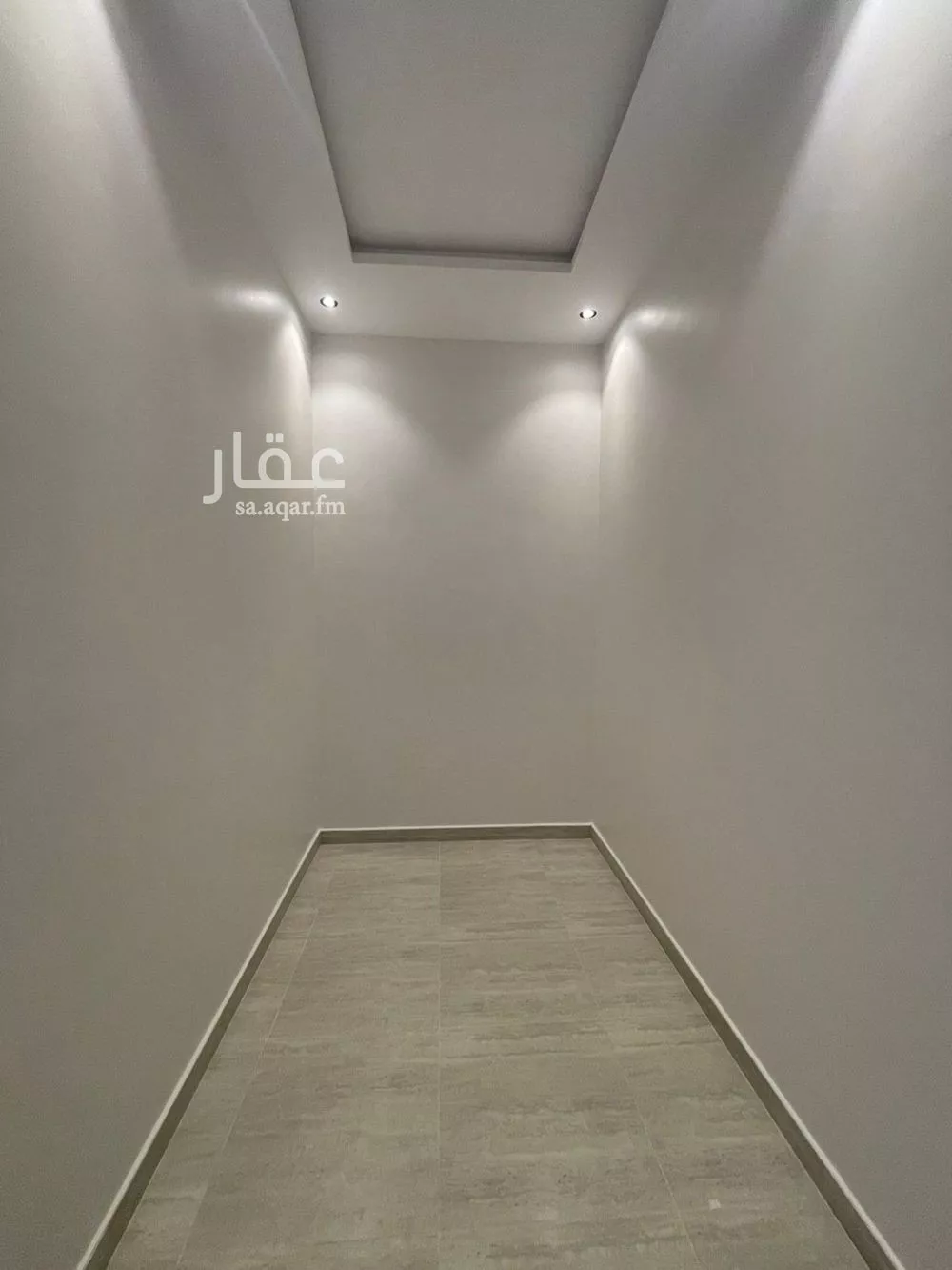 5 bedroom villa in Al Rimal 9
