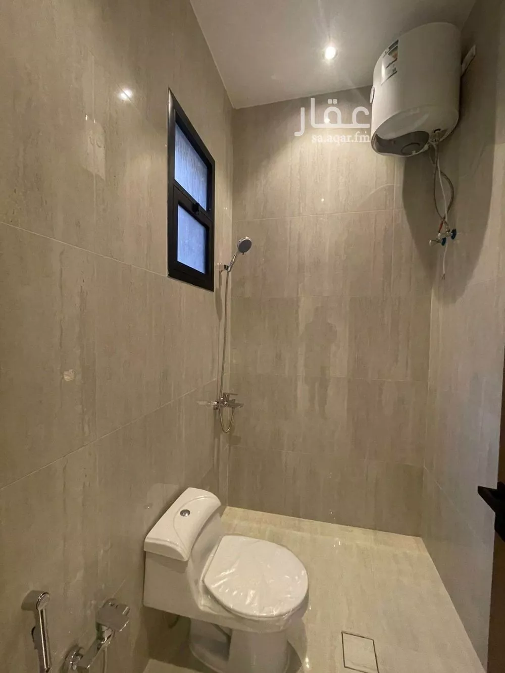 5 bedroom villa in Al Rimal 10