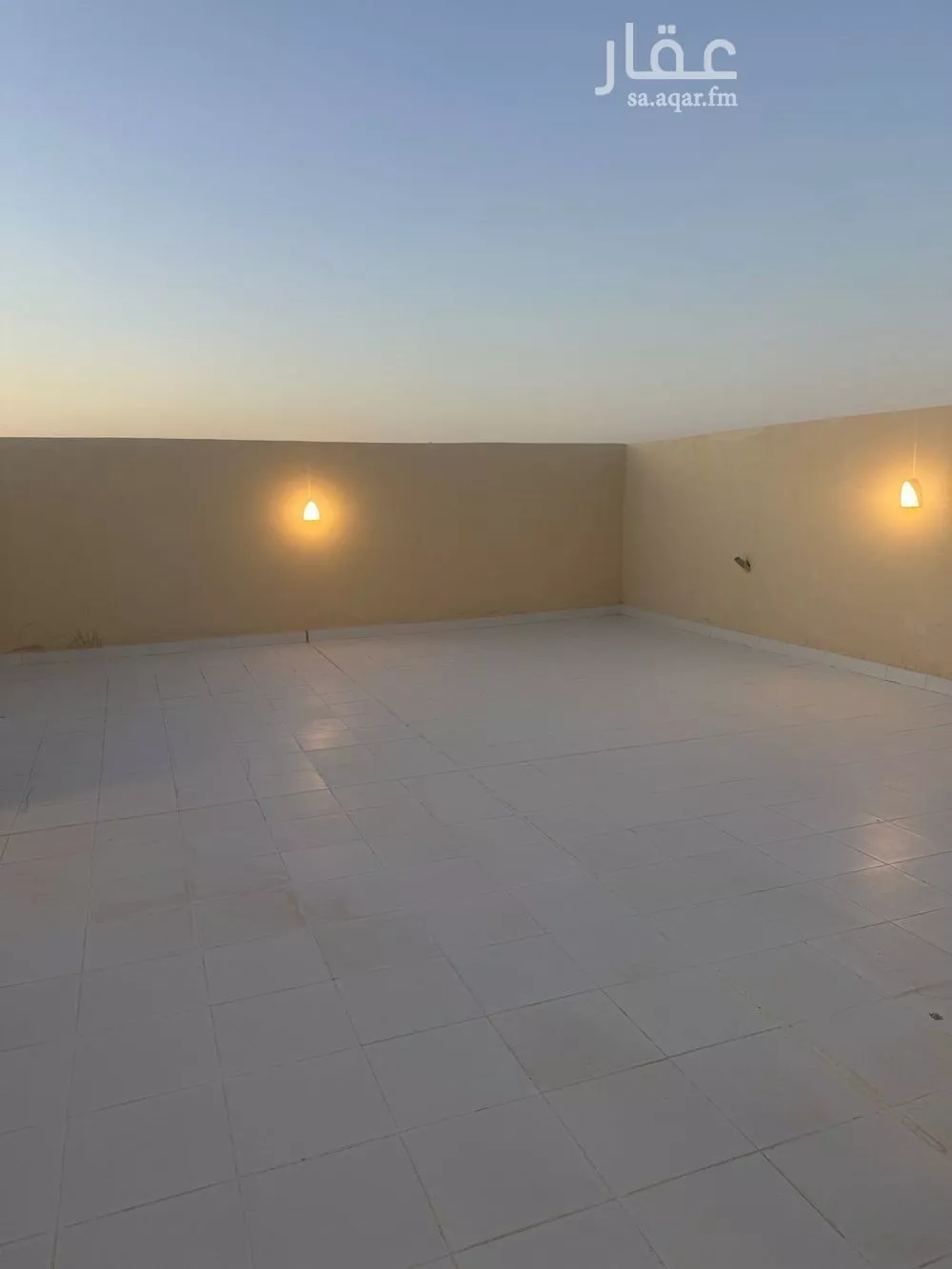فيلا 5 غرف في الشرق 8
