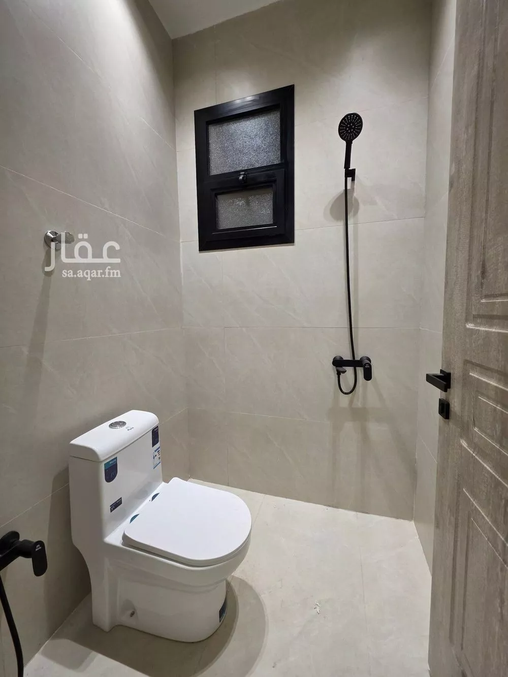 6 bedroom villa in Al Khaleej 6