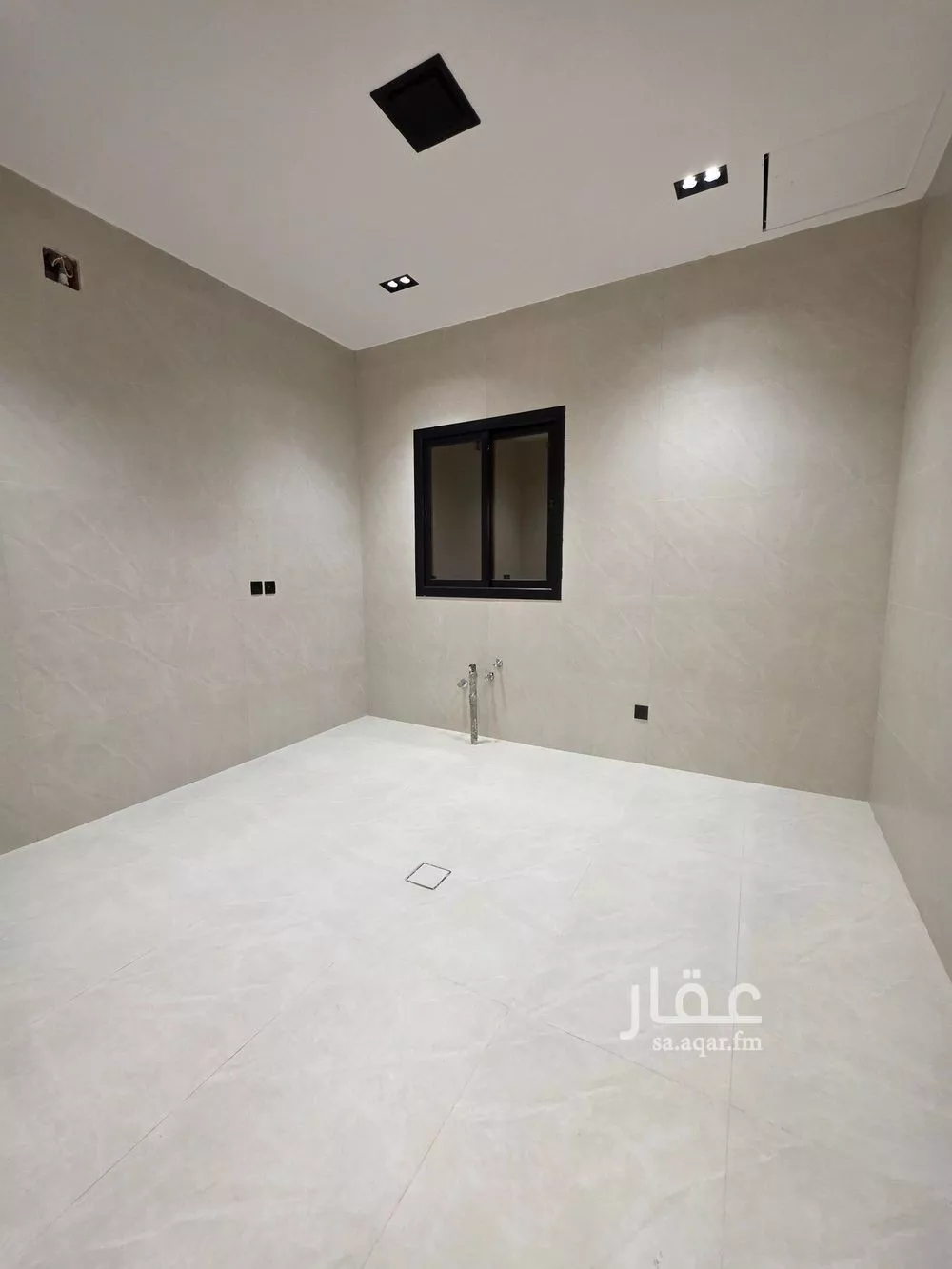 6 bedroom villa in Al Khaleej 9
