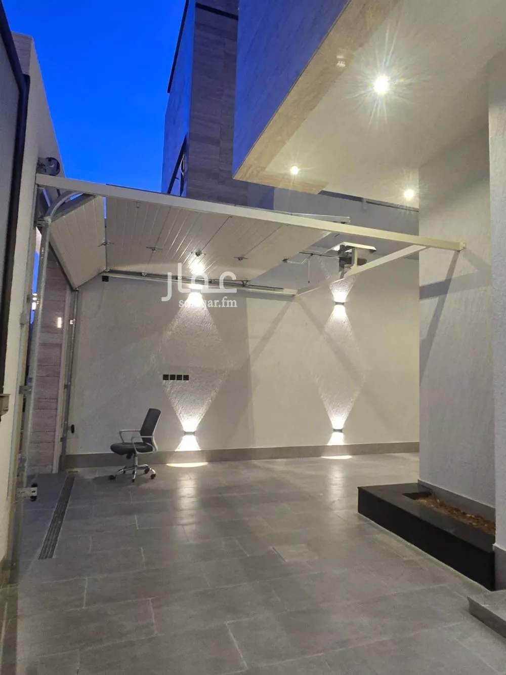 6 bedroom villa in Al Narjis 3