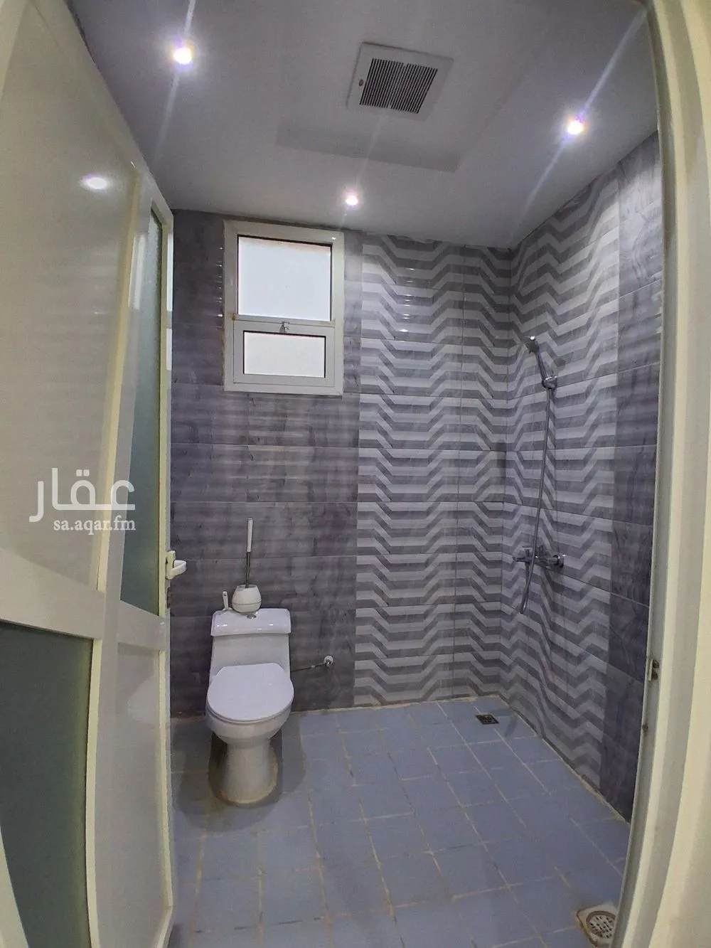 فيلا 15 غرف في الخليج 9