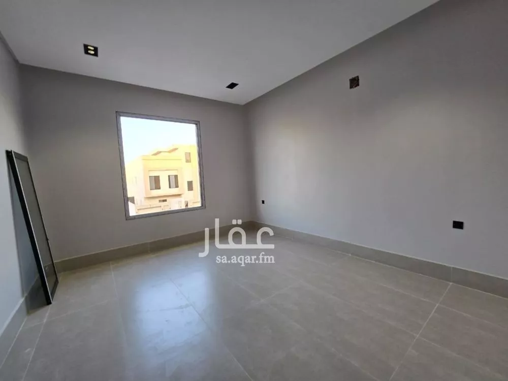 فيلا 5 غرف في عكاظ 19