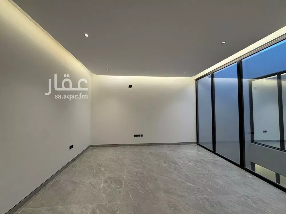 فيلا 5 غرف في النرجس 17