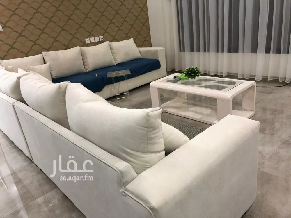 فيلا 5 غرف في العارض 3