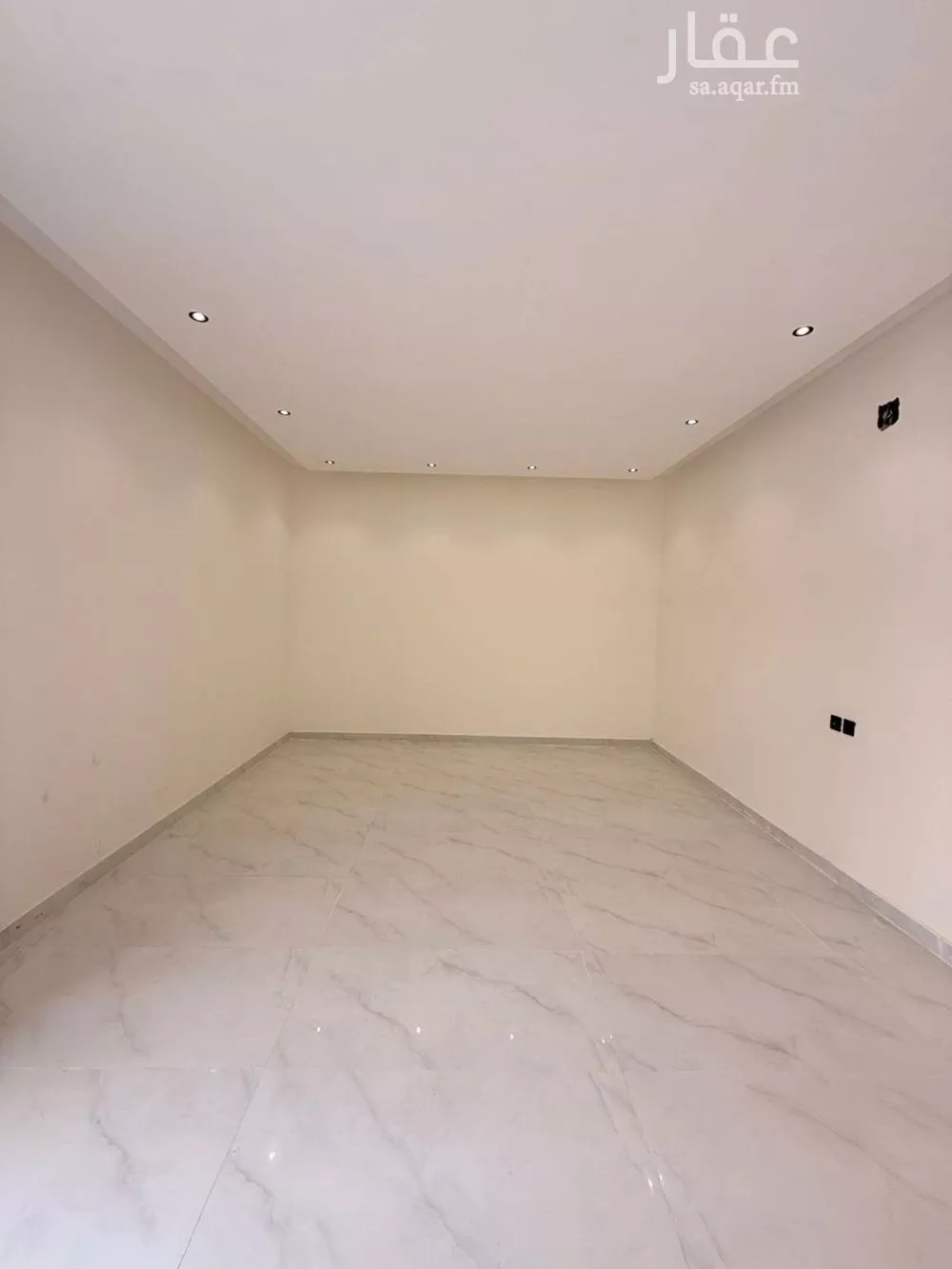 5 bedroom villa in Okaz 5
