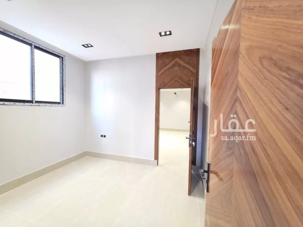 دوبلكس 5 غرف في عكاظ 9