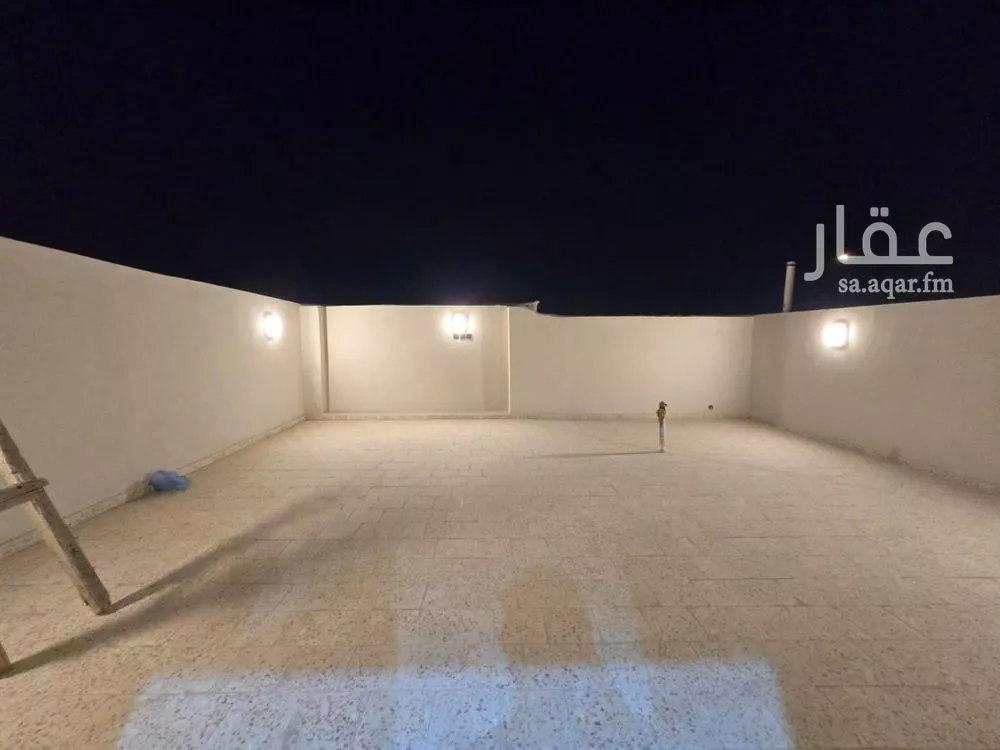 فيلا 5 غرف في العريجاء الغربية 6
