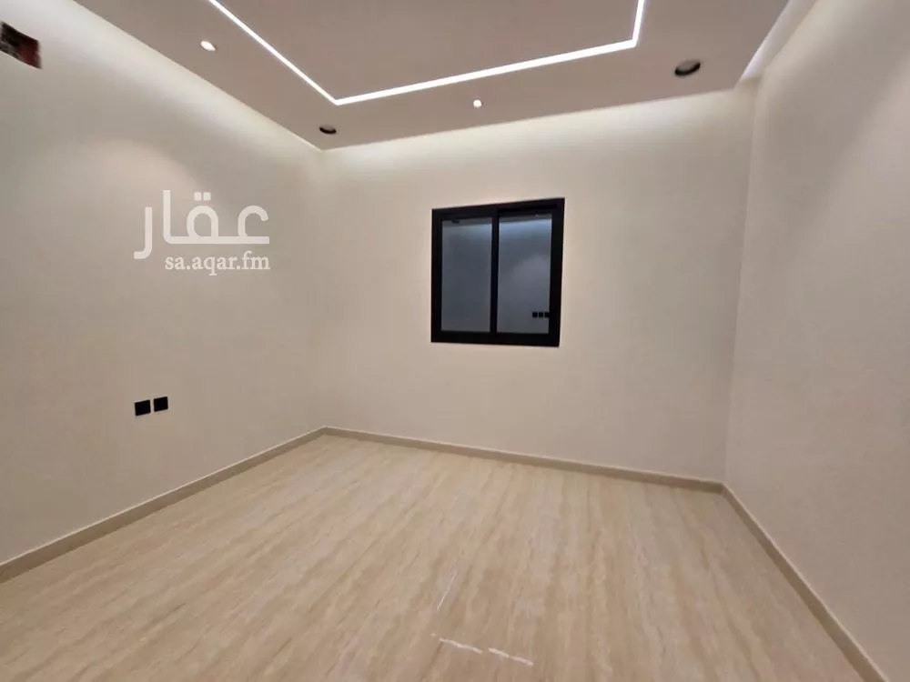 فيلا 5 غرف في العريجاء الغربية 9