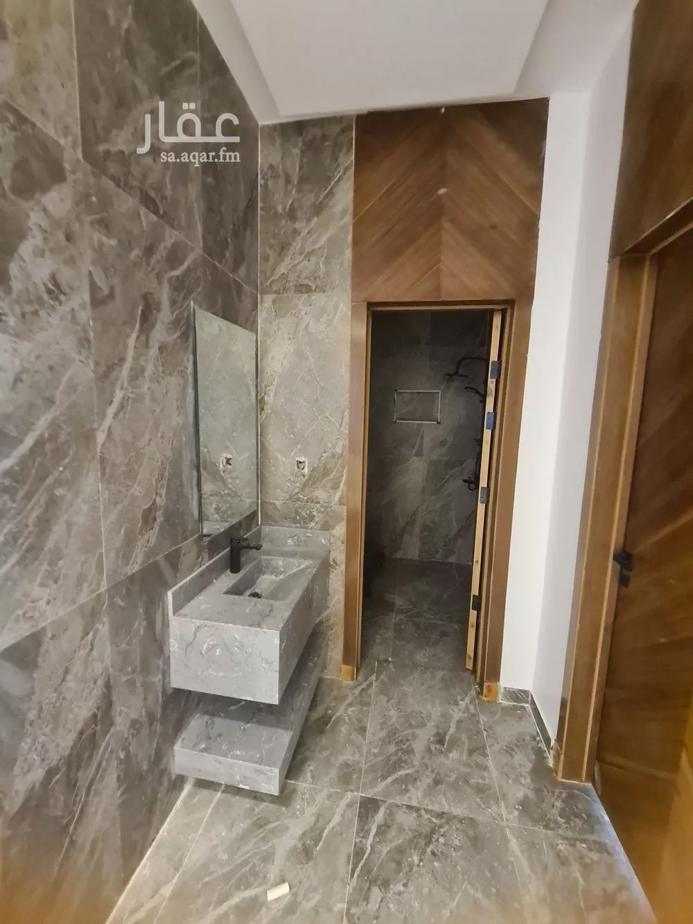 5 bedroom duplex in Okaz 12