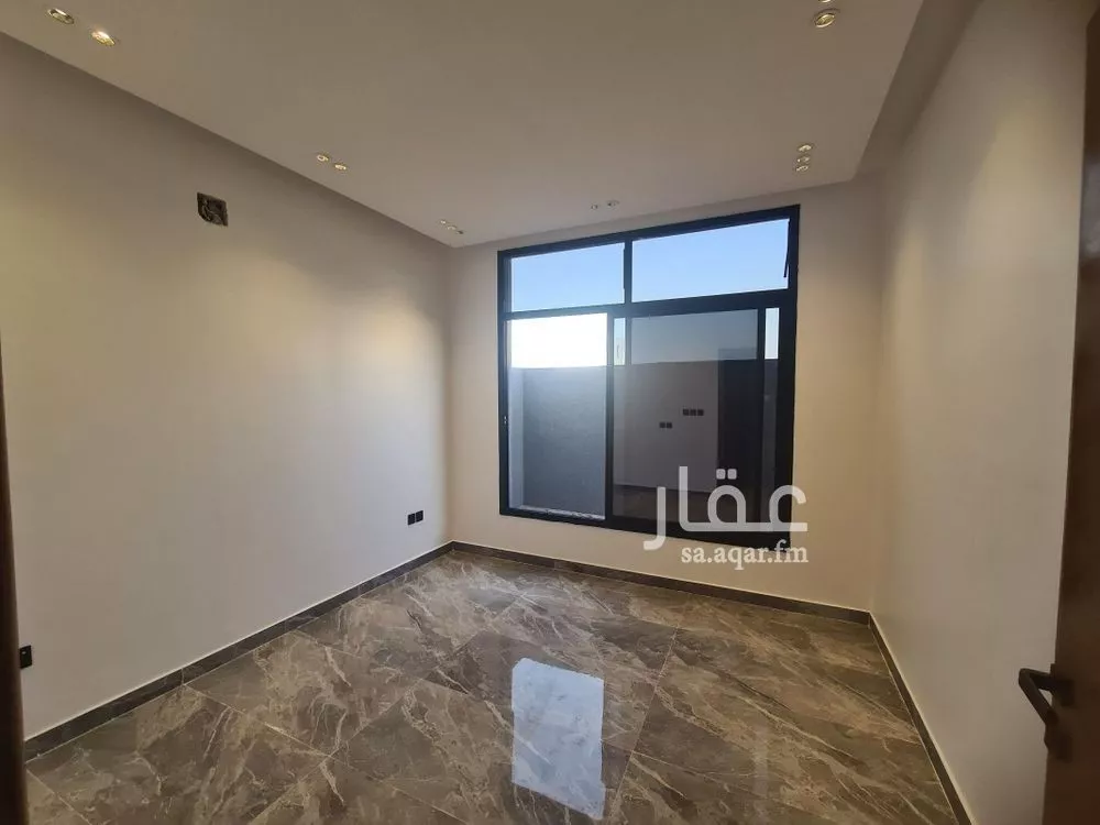 5 bedroom duplex in Okaz 17