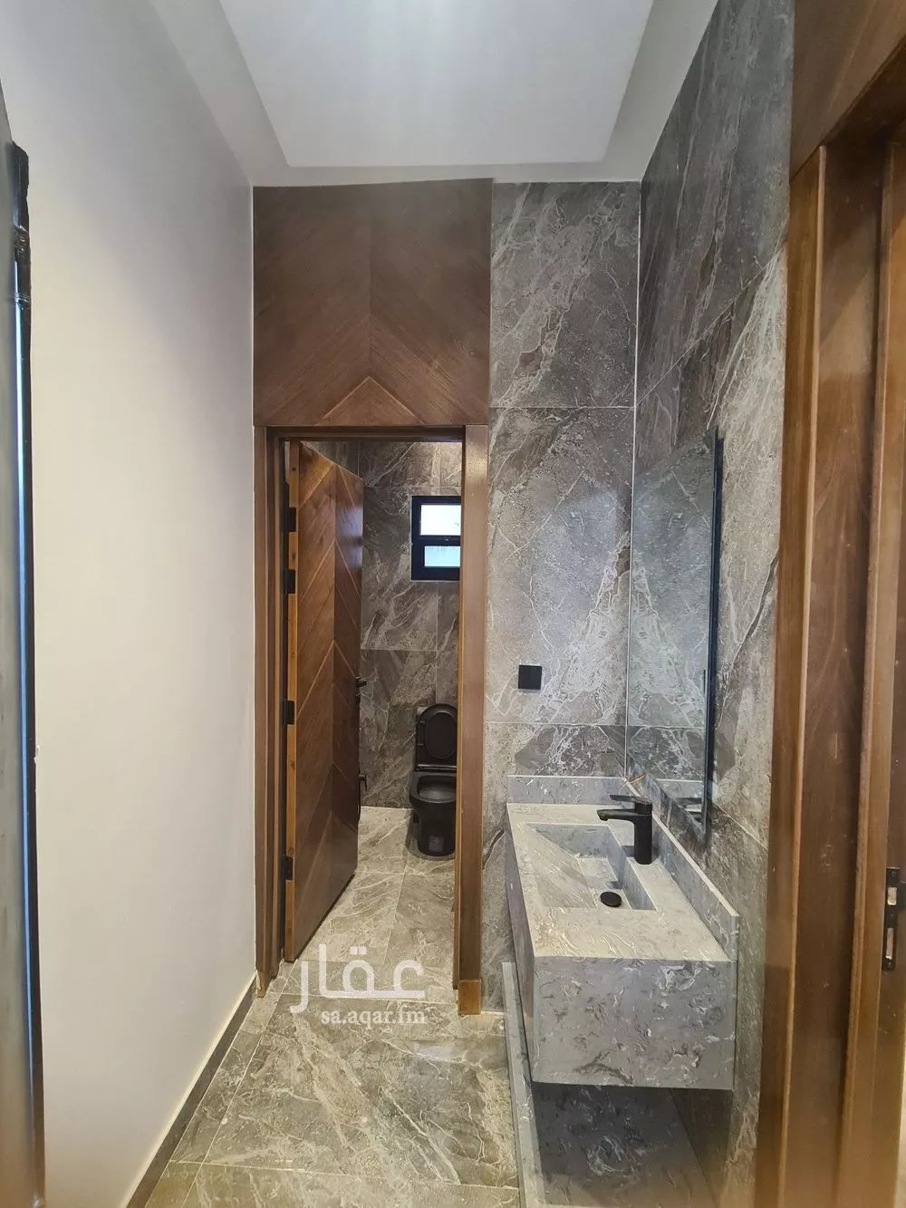 5 bedroom duplex in Okaz 4