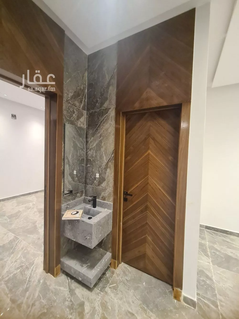 5 bedroom duplex in Okaz 8