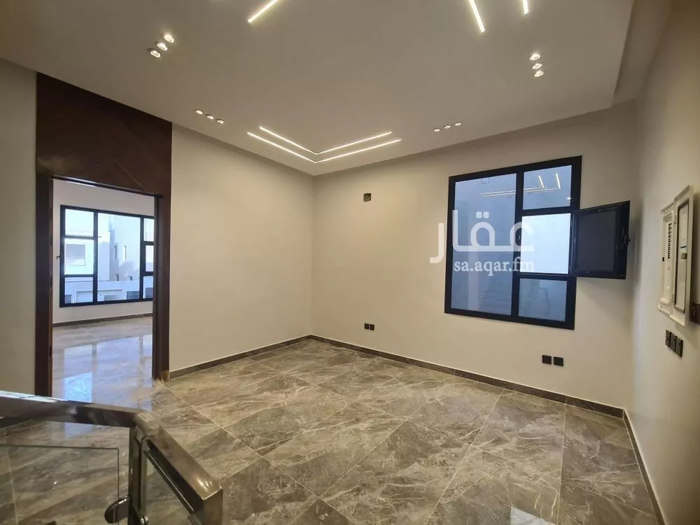 5 bedroom duplex in Okaz 10