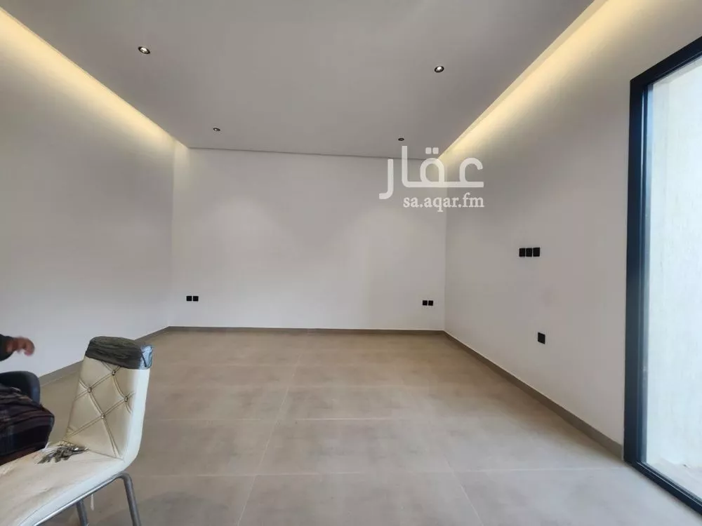 4 bedroom villa in Al Hazm 4