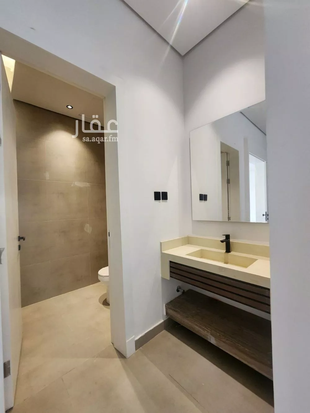 4 bedroom villa in Al Hazm 8
