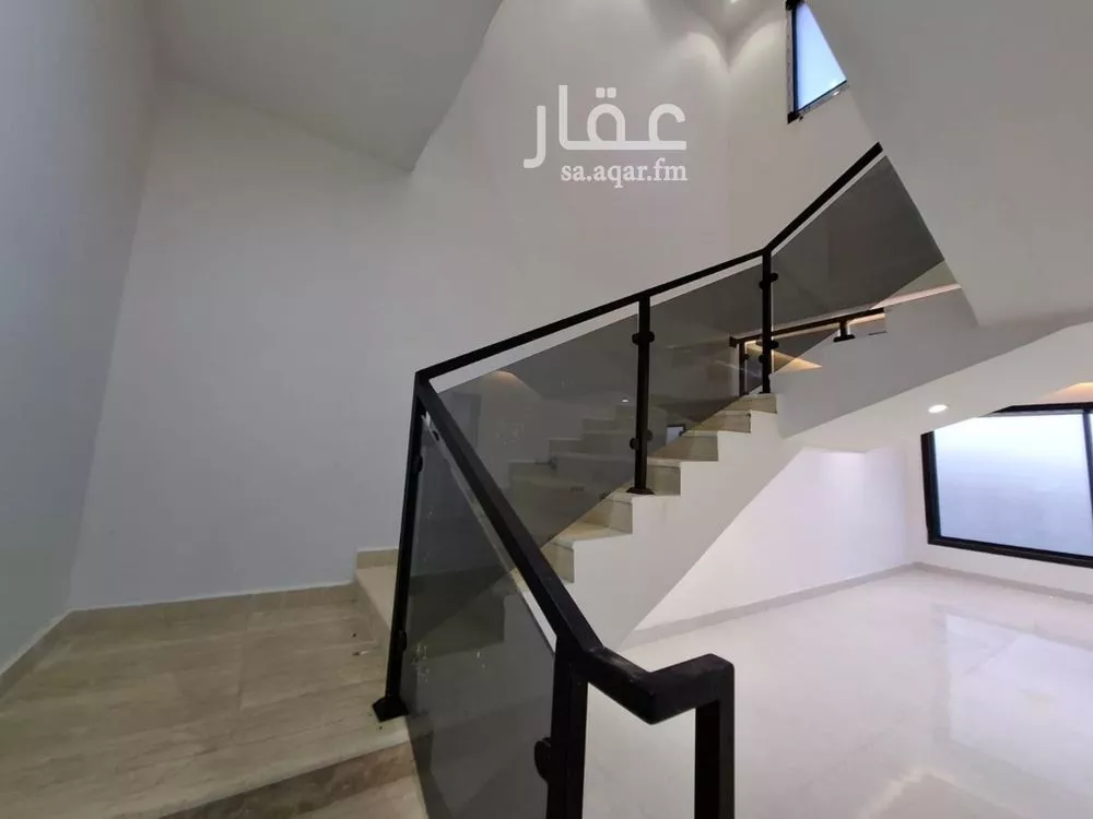 فيلا 5 غرف في بدر 14