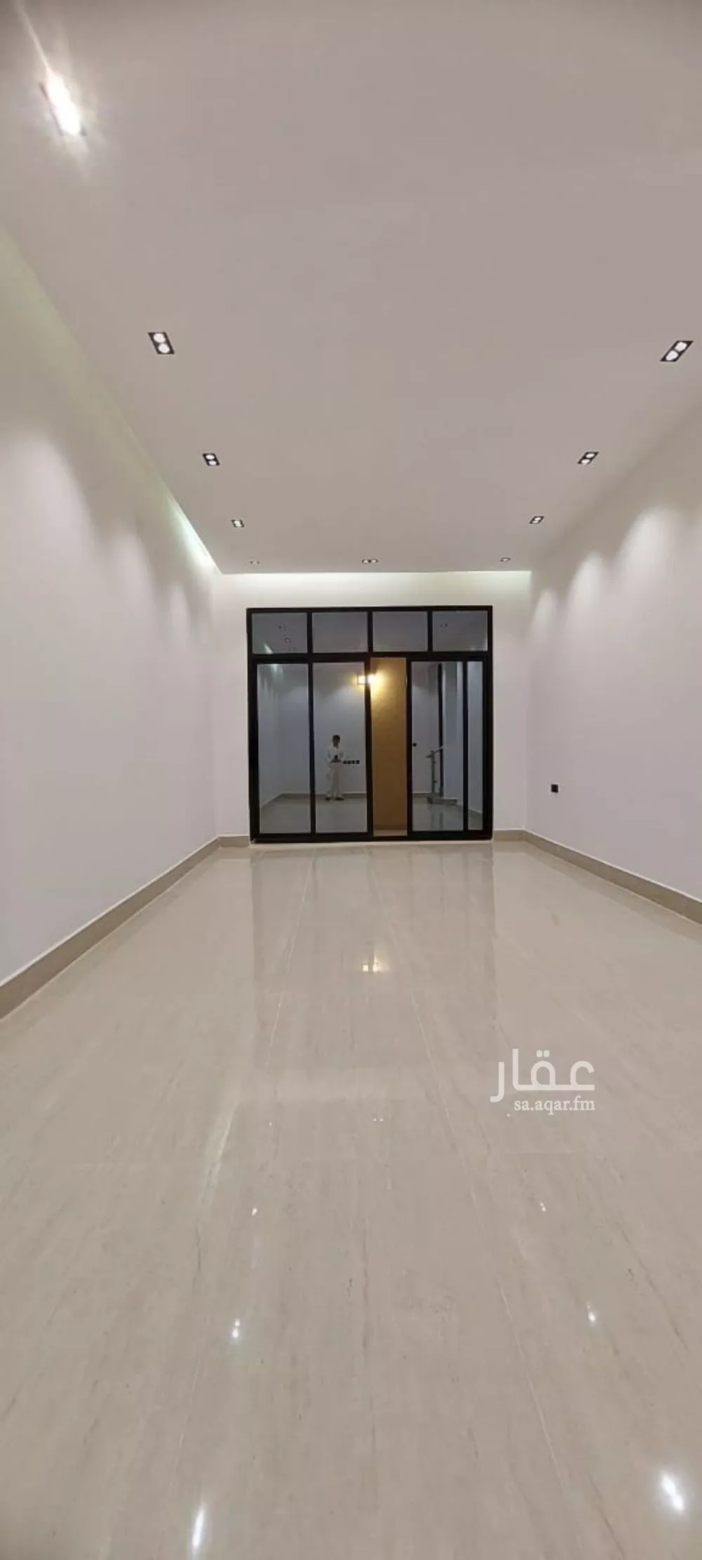فيلا 6 غرف في العريجاء الغربية 17