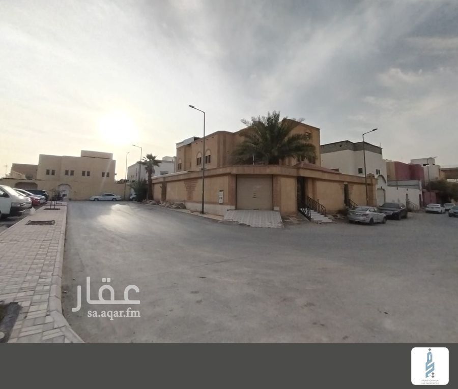 9 bedroom villa in As Suwaidi Al Gharabi, Riyadh 3
