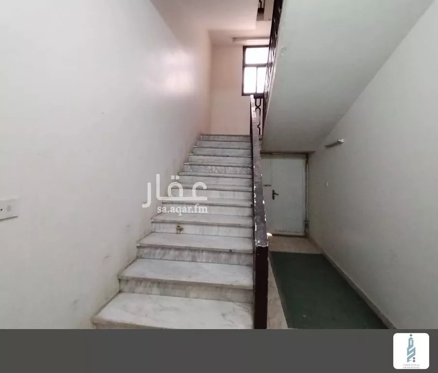 فيلا 9 غرف في السويدي الغربي 13