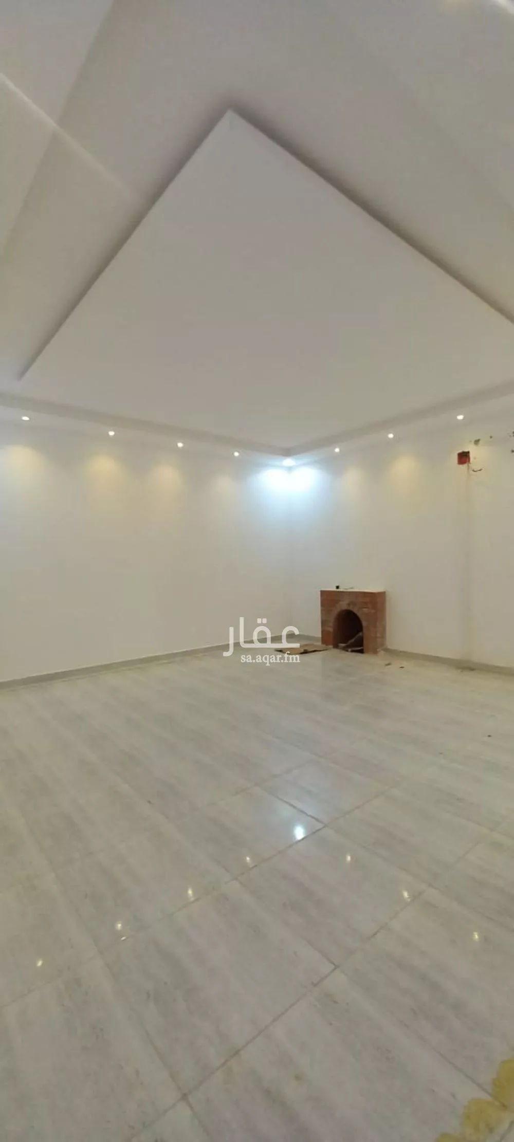 6 bedroom villa in Al Janadriyah 13
