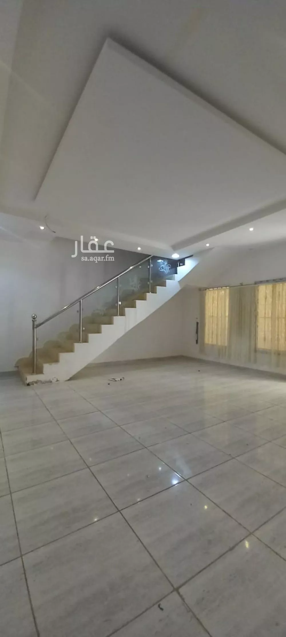 6 bedroom villa in Al Janadriyah 3