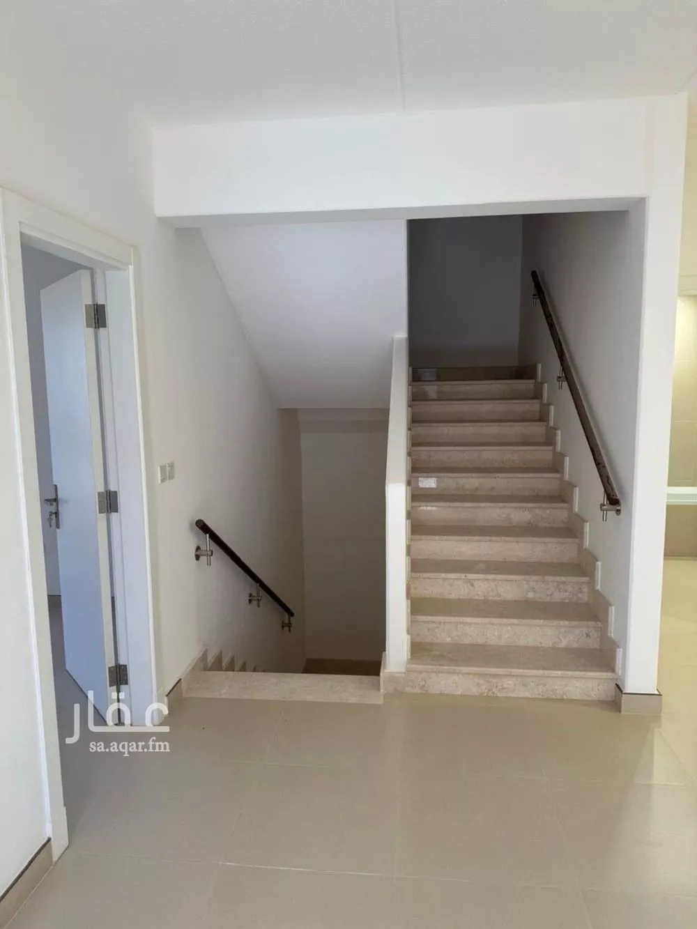 8 bedroom villa in Sidrah 9