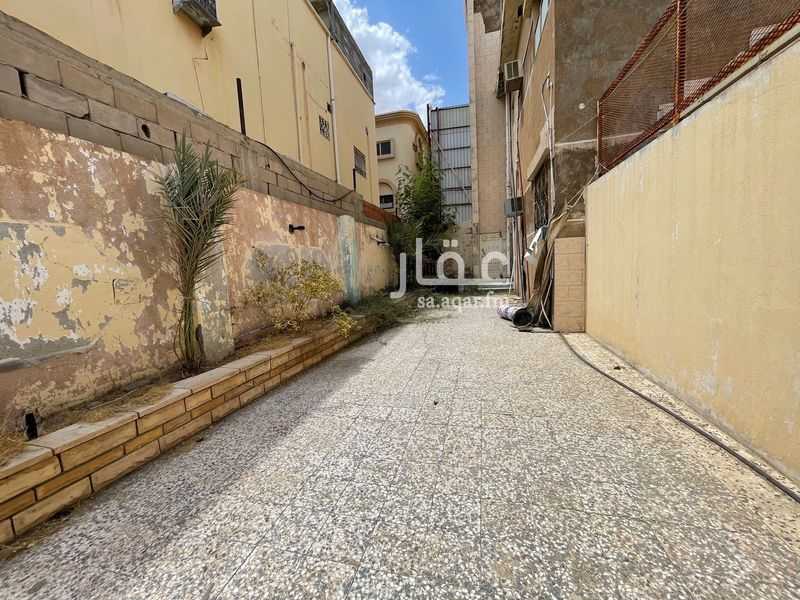 8 bedroom villa in As Sadad, Taif 4