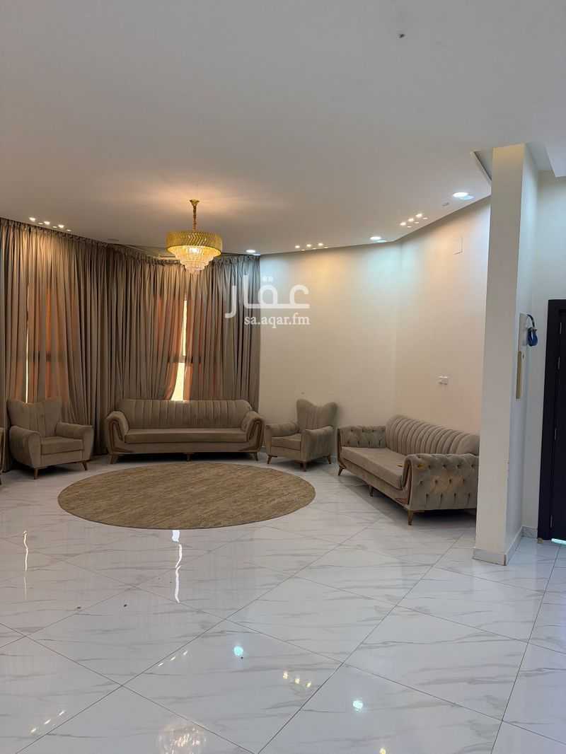 6 bedroom villa in Al Khraimi, Hail 7