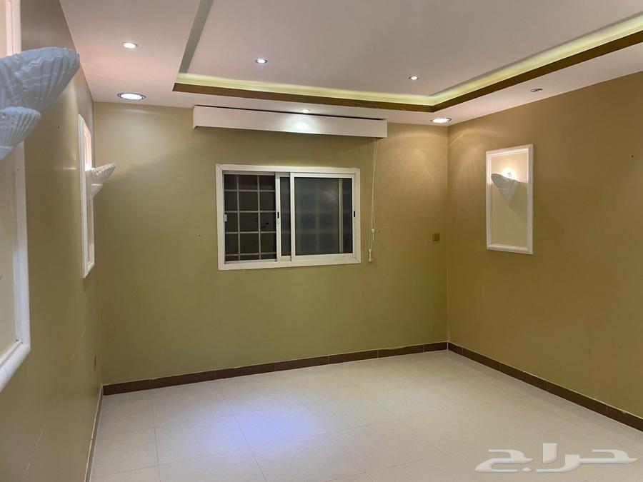 4 bedroom apartment in Dhahrat Laban, Riyadh 7