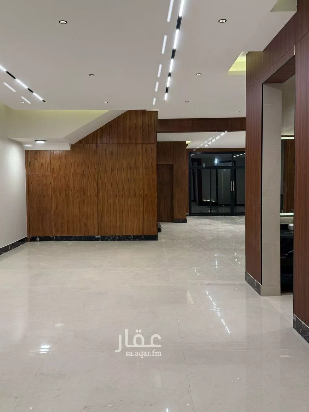 5 bedroom villa in Al Narjis 6