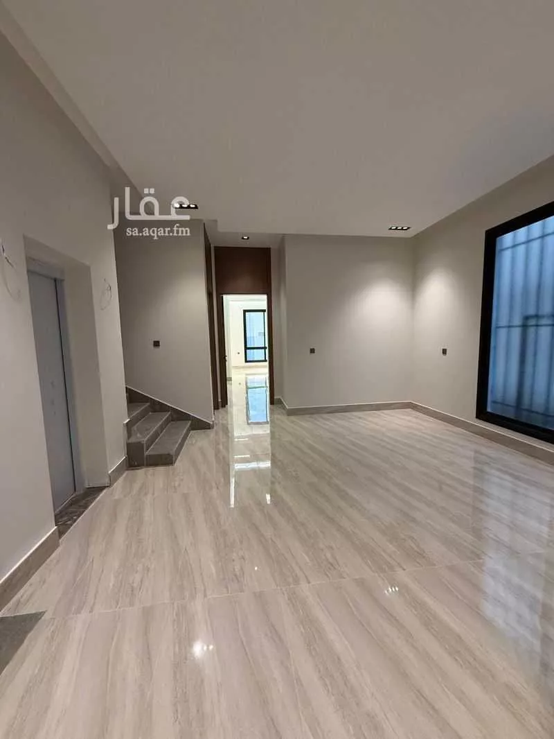 فيلا 6 غرف في الرمال 4