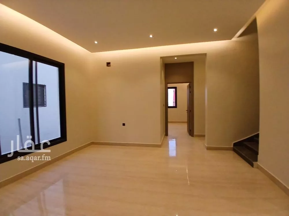 7 bedroom villa in Al Janadriyah 18