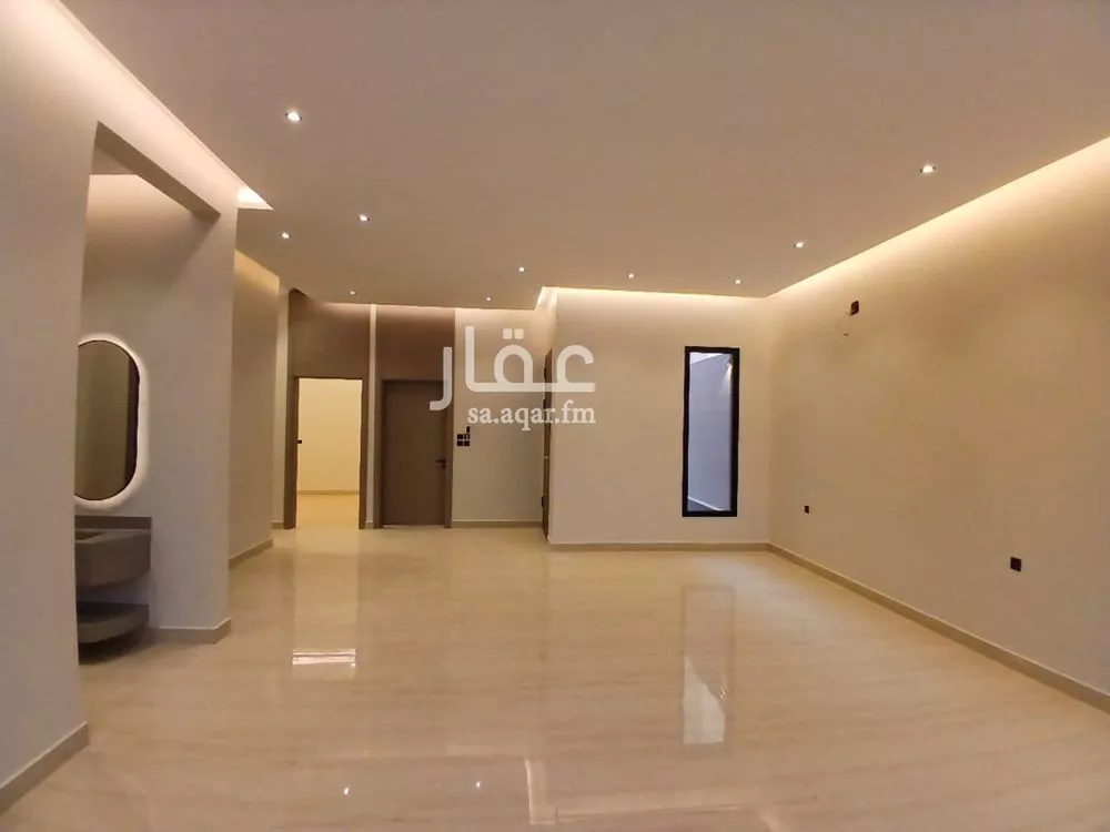 7 bedroom villa in Al Janadriyah 19
