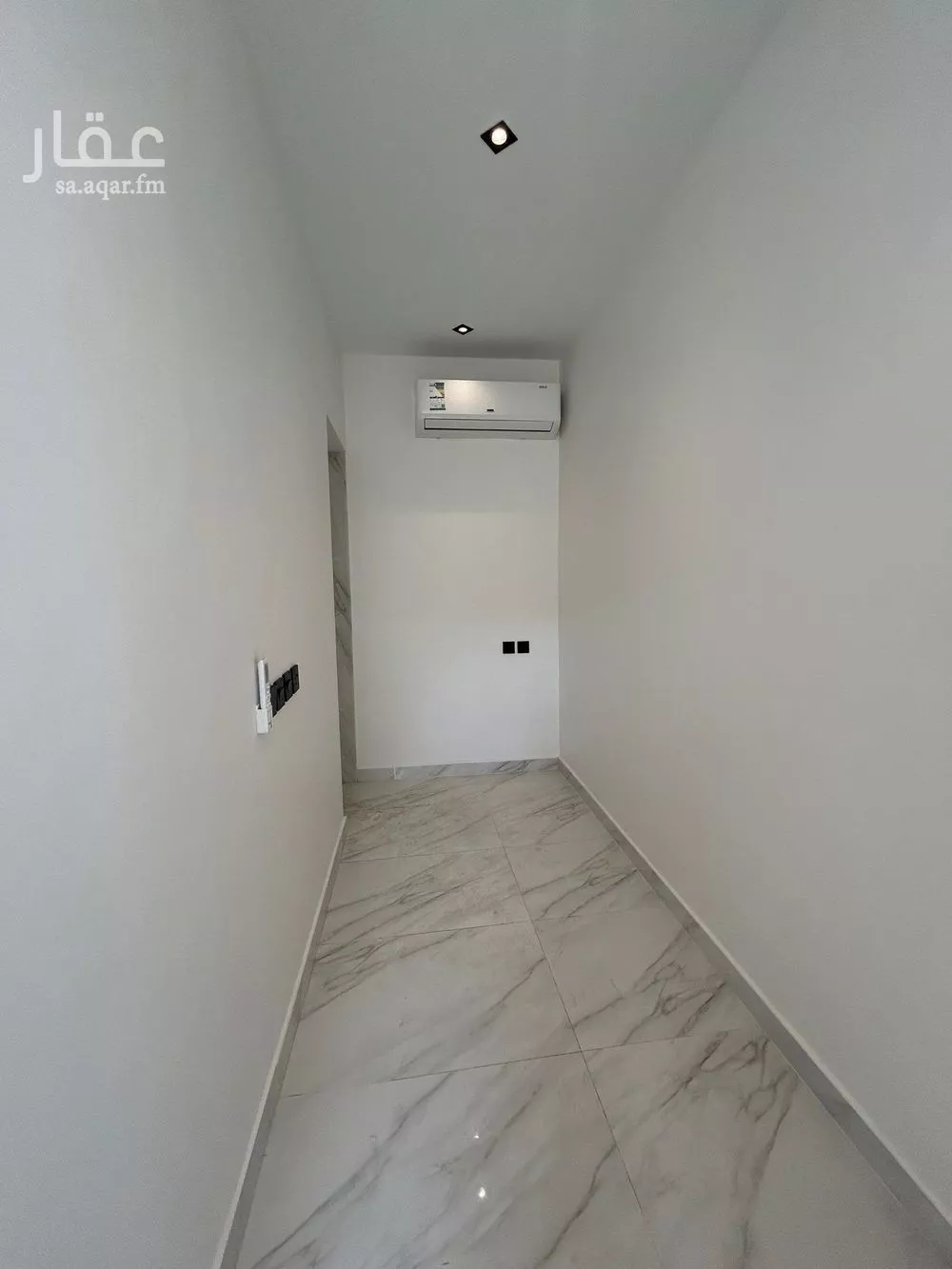 3 bedroom villa in Al Narjis 18