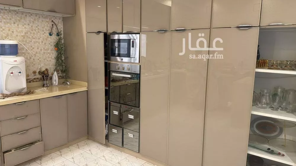 9 bedroom villa in Al Rimal 4
