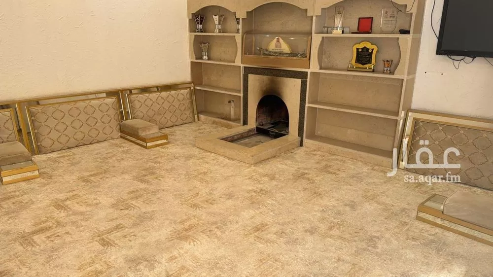 9 bedroom villa in Al Rimal 7
