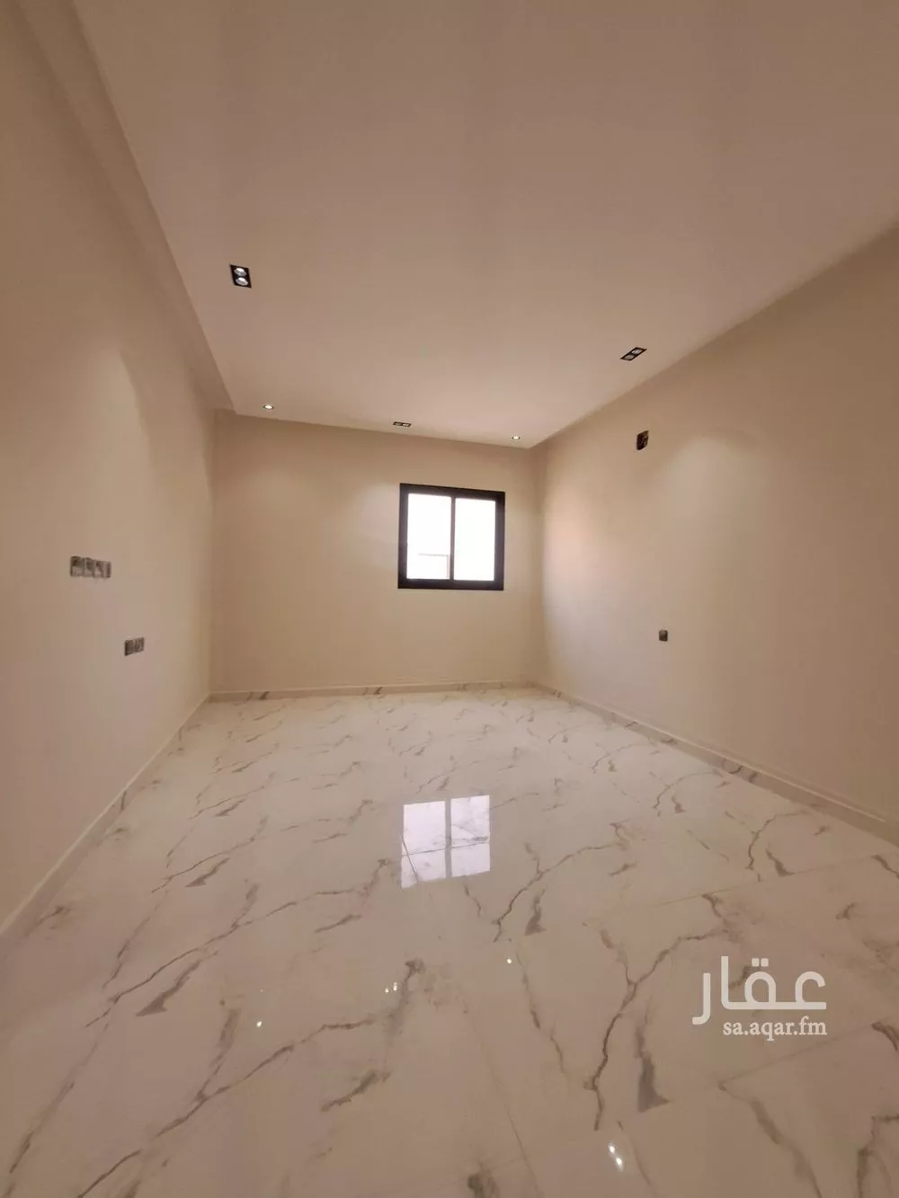 فيلا 6 غرف في طويق 14