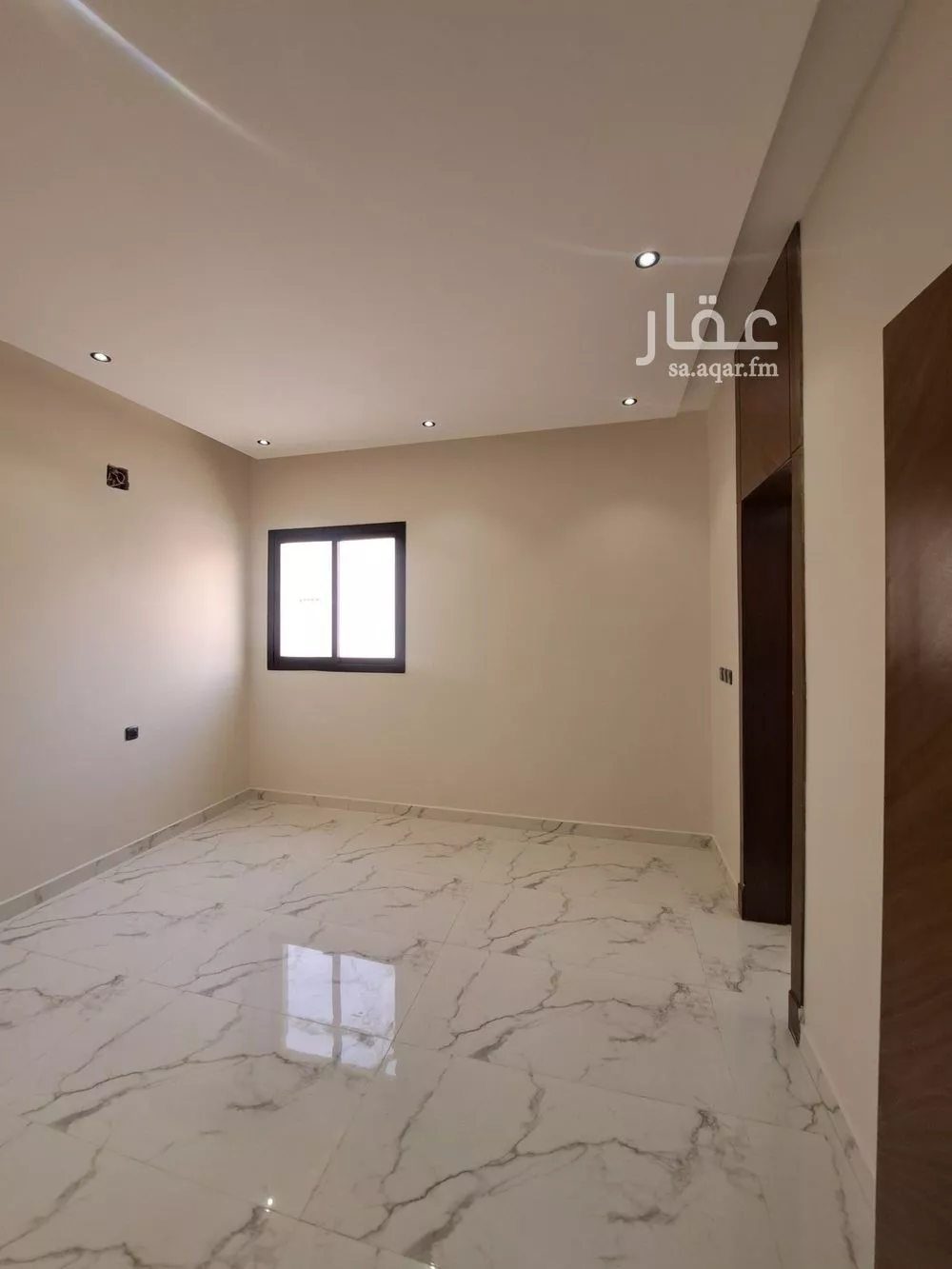 فيلا 6 غرف في طويق 15