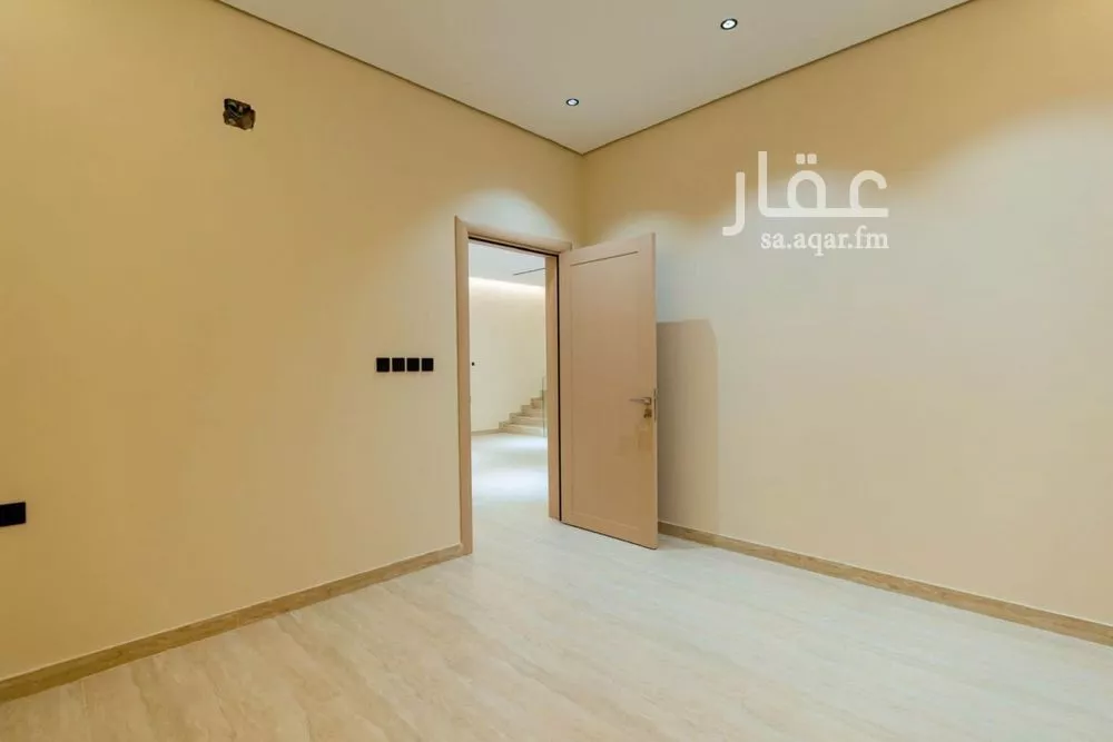فيلا 4 غرف في المروة، الرياض 5