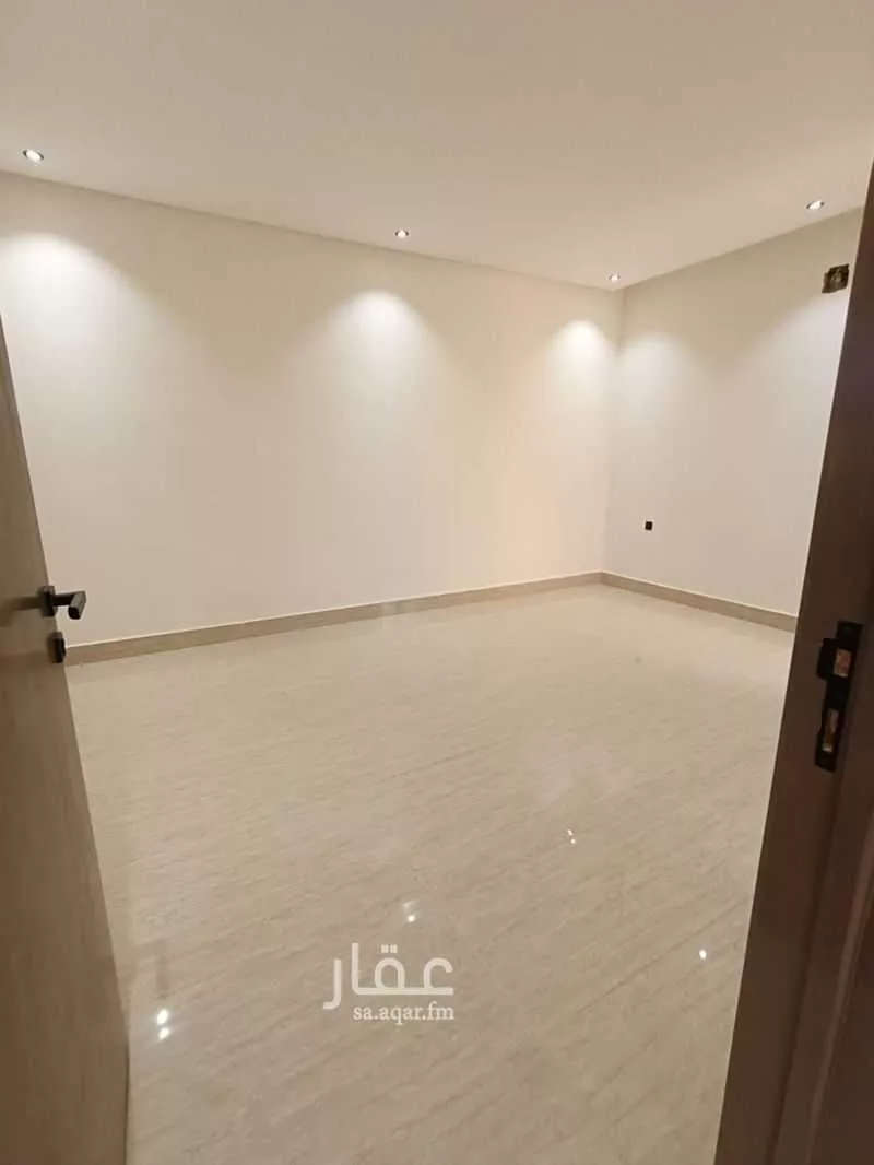 فيلا 5 غرف في طويق 18